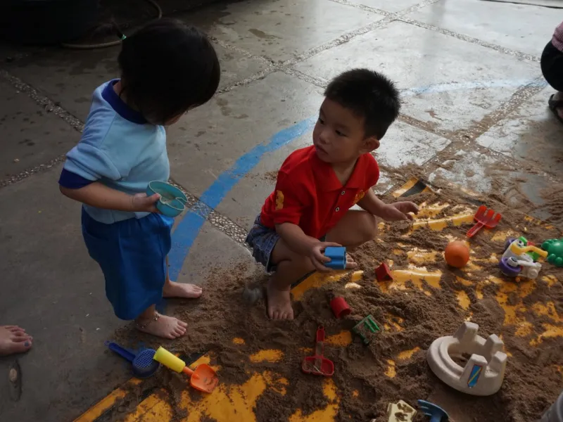 Foto Kegiatan Bermain Pasir Kelas Kupu-kupu 22 dsc02272