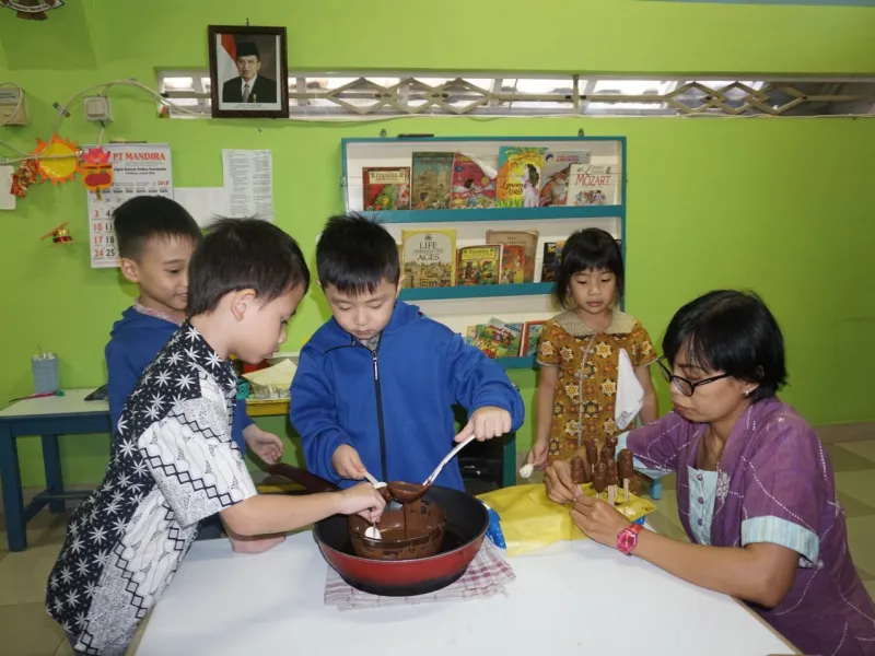 Foto Kegiatan Membuat Coklat di Hari Valentine 2019 47 dsc02371