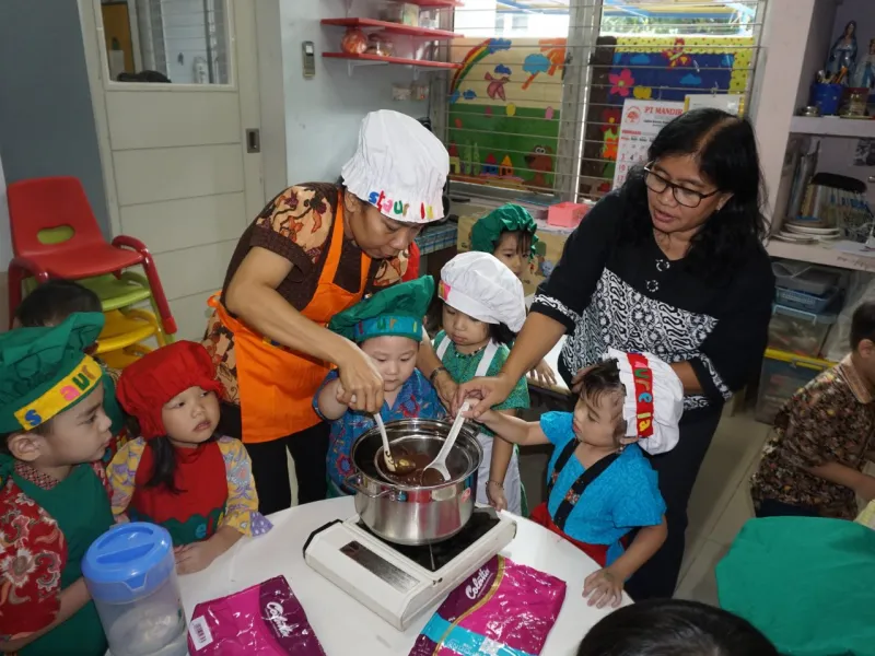 Foto Kegiatan Membuat Coklat di Hari Valentine 2019 67 dsc02396