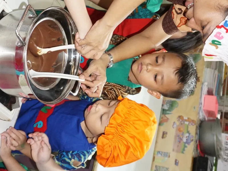 Foto Kegiatan Membuat Coklat di Hari Valentine 2019 74 dsc02404