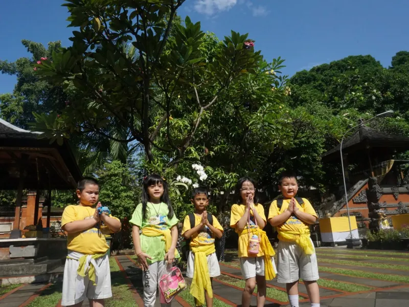 Foto Kunjungan Ke Rumah-rumah Ibadah 125 dsc02798