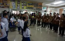 Foto Kunjungan ke Sekolah Anak-anak Down Shindrom 2 dsc04525