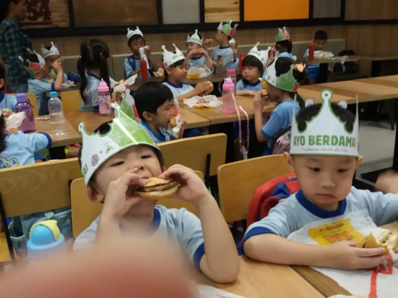 Foto Kunjungan ke Burger King di Mall Artha Gading 5 img_20190503_wa0044