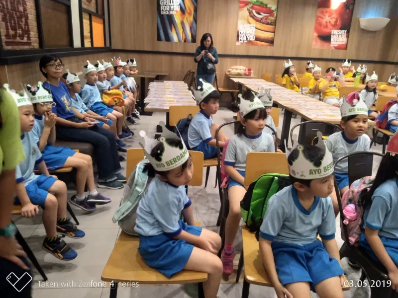 Foto Kunjungan ke Burger King di Mall Artha Gading 32 p_20190503_093144_vhdr_on_p