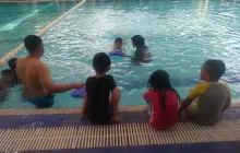 Foto Kegiatan Berenang di Al Azhar 12 p_20191017_091324_p